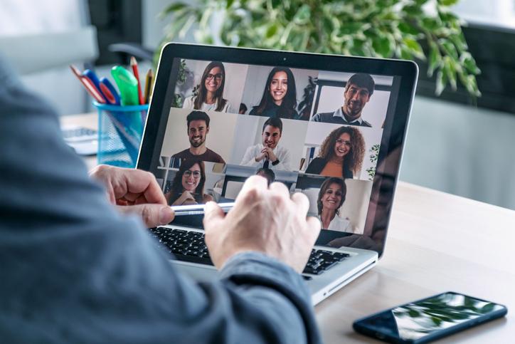 how to find a virtual internship