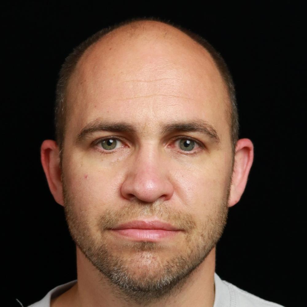 Phill Thomas's avatar