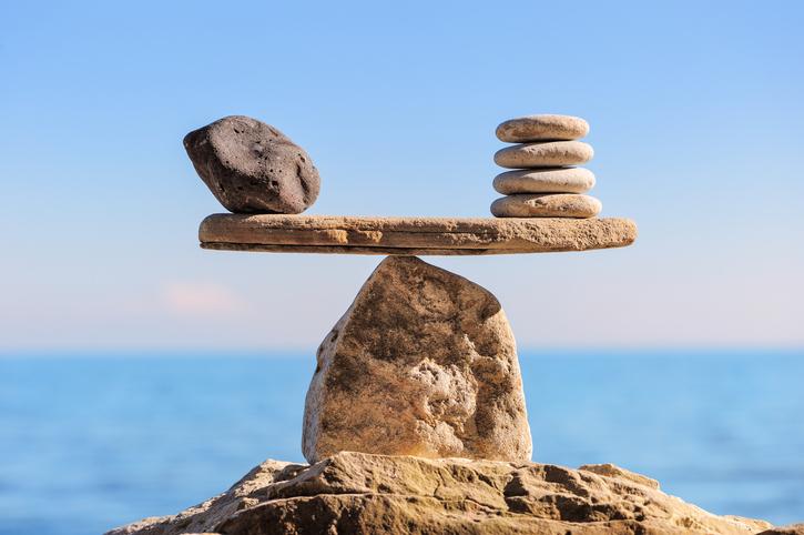 What is the difference between an MBA and and EMBA?