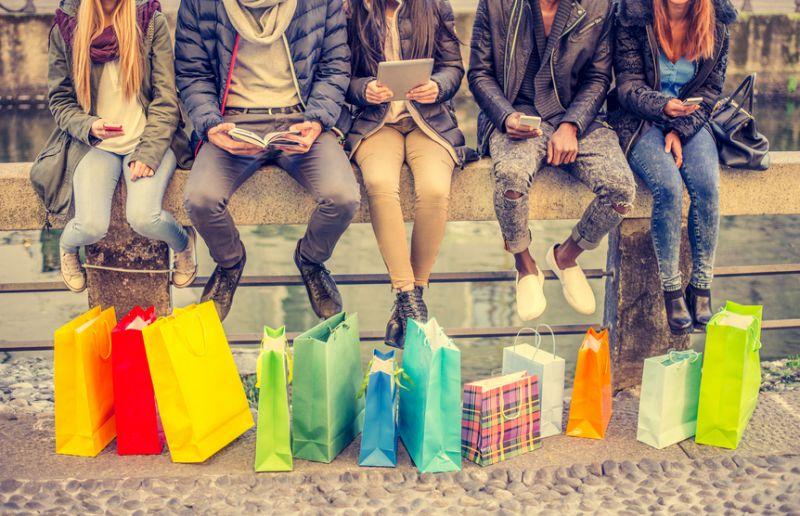 Students shopping