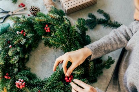 Making a Christmas wreath